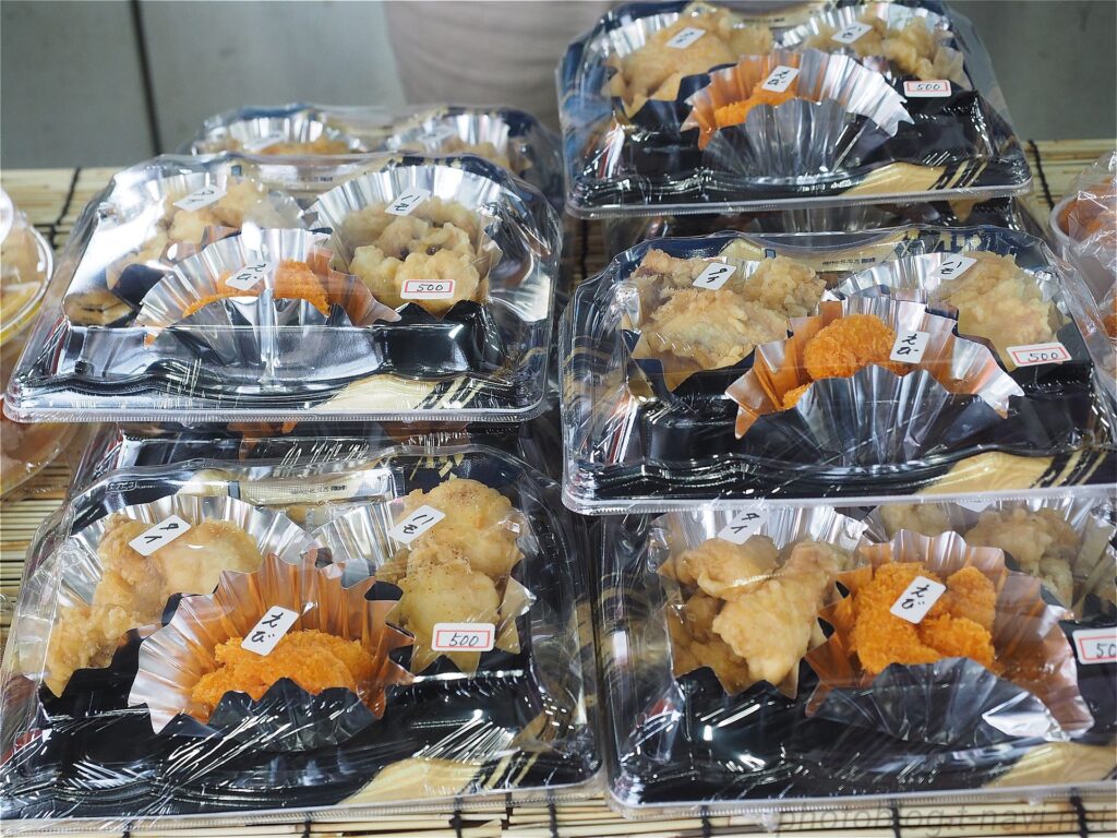 エビ、タイ、ハモの揚物三種盛り500円