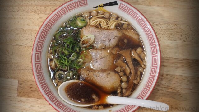 尾道ラーメンしょうや 本店-尾道ラーメン+ヤキメシ小セット